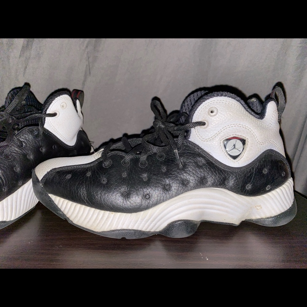 (Team) Jordans Black/White Shoes ✨Free Shipping✨